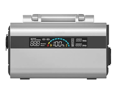 110V / 220V ইনপুট আউটপুট 600wh পোর্টেবল পাওয়ার স্টেশন সোলার এবং লাইট 4w