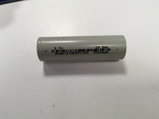 21700 লিথিয়াম আয়ন ব্যাটারি সেল উচ্চ ক্ষমতা 4800mAh CE শংসাপত্র